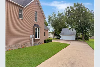 410 N 6th Street, Marshall, MN 56258 - Photo 31