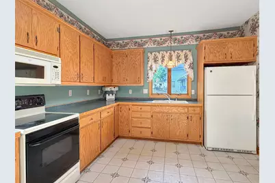 410 N 6th Street, Marshall, MN 56258 - Photo 11