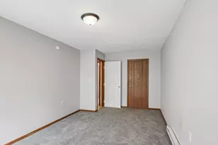 221 Grand Ave W, South Saint Paul, MN 55075 - Photo 21