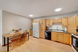 301 Cari Park Ln, Hastings, MN 55033 - Photo 5