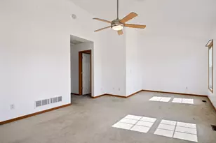 7601 Elm Grove Cir, New Hope, MN 55428 - Photo 9