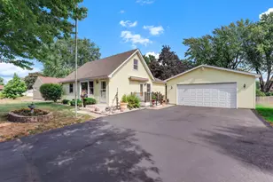 6920 Claude Ave, Inver Grove Heights, MN 55076 - Photo 1
