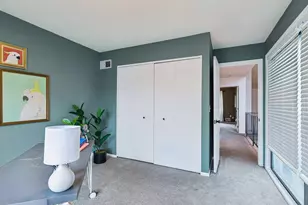 5851 Lake Curve Ln, Brooklyn Center, MN 55429 - Photo 21