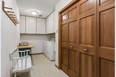 303 Hazel Street W, Stillwater, MN 55082 - Photo 23