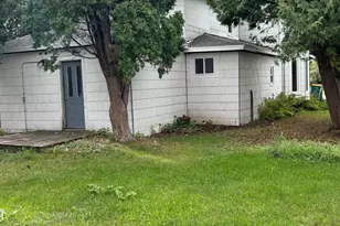 311 E 4th St, Crookston, MN 56716 - Photo 7