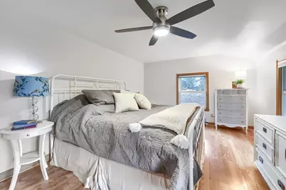 747 Grandview Avenue W, Roseville, MN 55113 - Photo 17