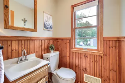 747 Grandview Avenue W, Roseville, MN 55113 - Photo 15