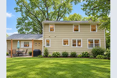 747 Grandview Avenue W, Roseville, MN 55113 - Photo 29