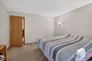 2883 Duluth St, Maplewood, MN 55109 - Photo 23