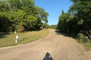 19202 605th Ave, Litchfield, MN 55355 - Photo 1