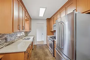 313 Vincent Ave N, Minneapolis, MN 55405 - Photo 11