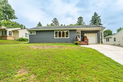 416 E Saint Charles Avenue, Fergus Falls, MN 56537 - Photo 1
