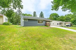 416 E St Charles Ave, Fergus Falls, MN 56537 - Photo 3
