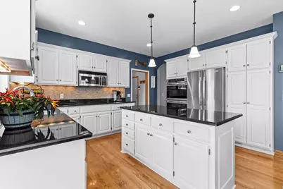 11542 Avery Drive, Inver Grove Heights, MN 55077 - Photo 13