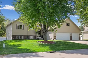 9508 204th St W, Lakeville, MN 55044 - Photo 3