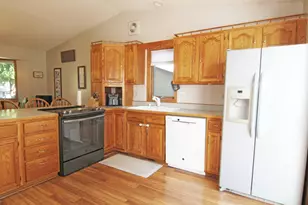 8301 Cooper Way, Inver Grove Heights, MN 55076 - Photo 7