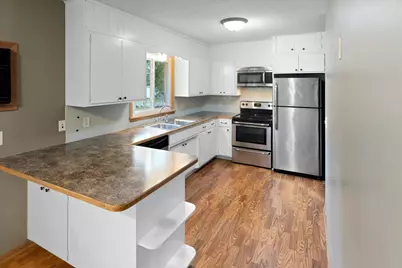 6101 Oak Circle, North Branch, MN 55056 - Photo 9