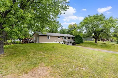 6101 Oak Circle, North Branch, MN 55056 - Photo 5
