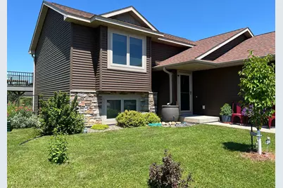 2237 Pioneer Trail, New Richmond, WI 54017 - Photo 3