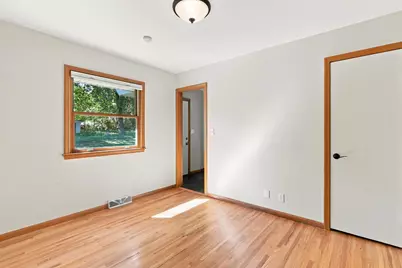 16403 Seymour Drive, Minnetonka, MN 55345 - Photo 7