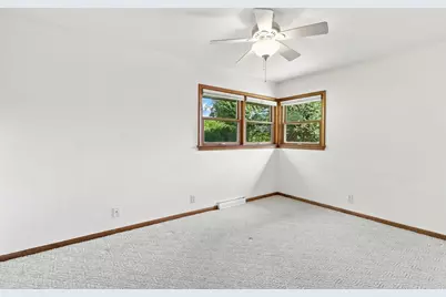 16403 Seymour Drive, Minnetonka, MN 55345 - Photo 15