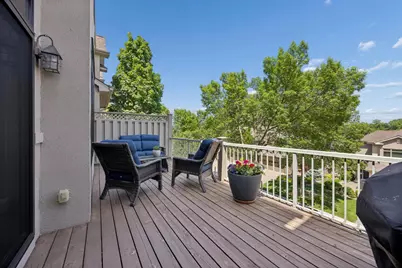 365 Willoughby Way W, Minnetonka, MN 55305 - Photo 33