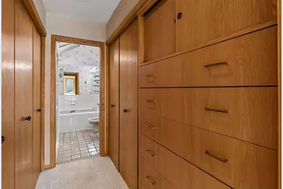6416 Vernon Avenue S, Edina, MN 55436 - Photo 17