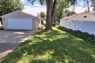 806 8th Ave SE, Austin, MN 55912 - Photo 7