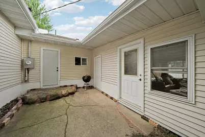 8423 16th Avenue S, Bloomington, MN 55425 - Photo 33