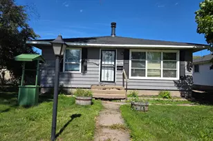 913 9th St S, Virginia, MN 55792 - Photo 1