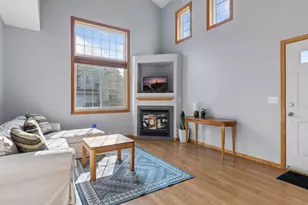 3027 Juniper Ln, Woodbury, MN 55125 - Photo 5