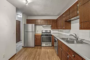 3916 Foss Rd, Saint Paul, MN 55421 - Photo 13