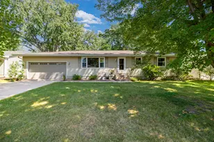 261 1st Ave SE, New Brighton, MN 55112 - Photo 1