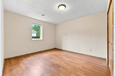416 Central Street W, Detroit Lakes, MN 56501 - Photo 19