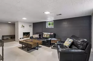 16419 Seymour Dr, Minnetonka, MN 55345 - Photo 17