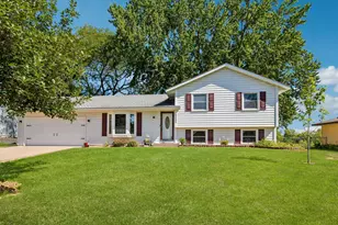 8630 81st St S, Cottage Grove, MN 55016 - Photo 1