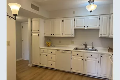 7200 York Avenue S #116, Edina, MN 55435 - Photo 5