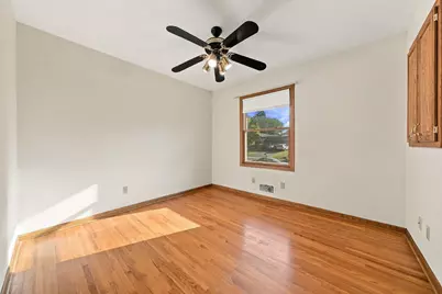 2749 Hilltop Court, North Saint Paul, MN 55109 - Photo 27