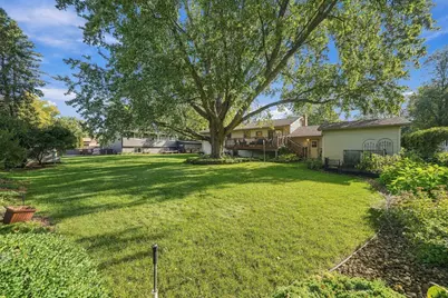 2749 Hilltop Court, North Saint Paul, MN 55109 - Photo 51
