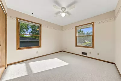 2749 Hilltop Court, North Saint Paul, MN 55109 - Photo 25