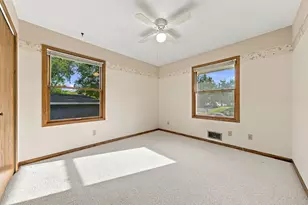 2749 Hilltop Ct, North Saint Paul, MN 55109 - Photo 25