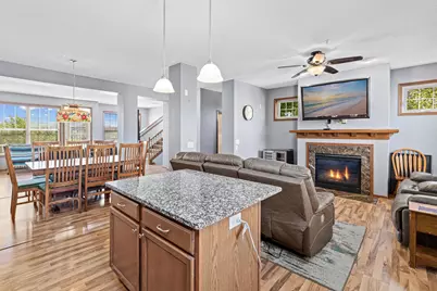 1802 Colonial Lane #1, Chanhassen, MN 55317 - Photo 19