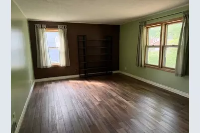 413 S Donnelly Avenue, Litchfield, MN 55355 - Photo 9