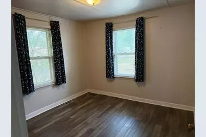 413 S Donnelly Avenue, Litchfield, MN 55355 - Photo 11