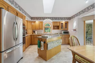 1579 Mary Street N, Maplewood, MN 55119 - Photo 5