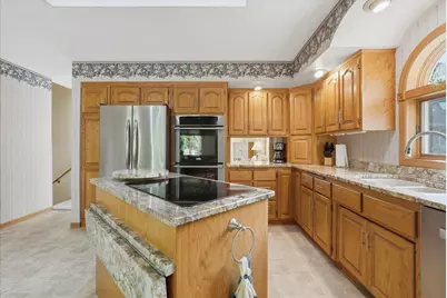 1579 Mary Street N, Maplewood, MN 55119 - Photo 3