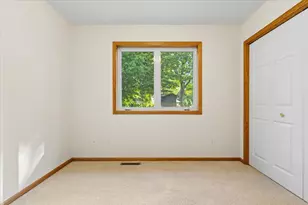 8549 Woodland Curve, Saint Bonifacius, MN 55375 - Photo 19