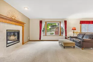 8549 Woodland Curve, Saint Bonifacius, MN 55375 - Photo 11