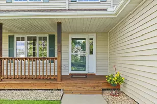 8549 Woodland Curve, Saint Bonifacius, MN 55375 - Photo 5