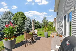 1986 Red Oak Path, Shakopee, MN 55379 - Photo 33